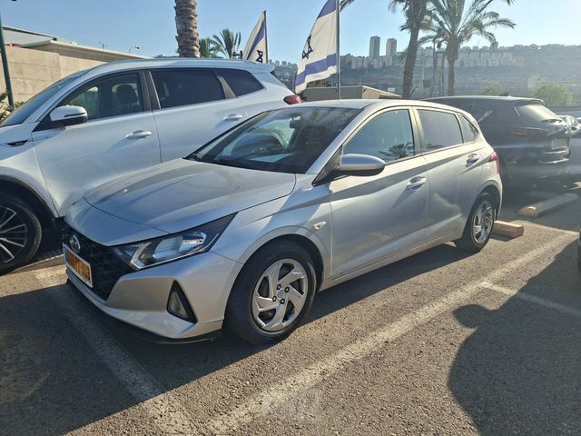 מודעת רכב יונדאי i20