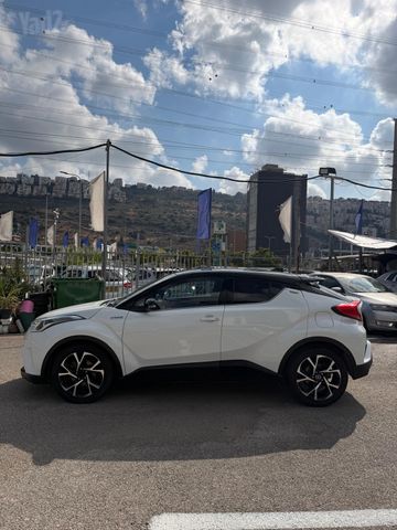טויוטה C-HR
