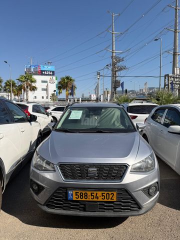 מודעת רכב סיאט ארונה