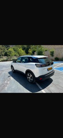 פיג'ו 3008