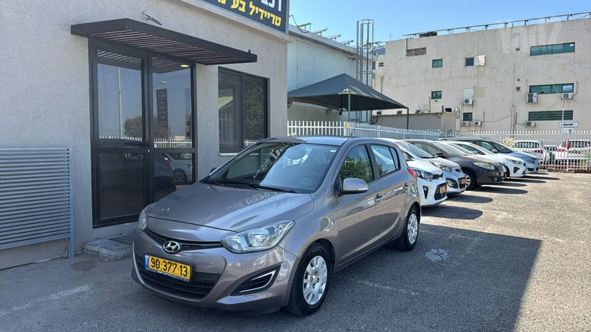 מודעת רכב יונדאי i20
