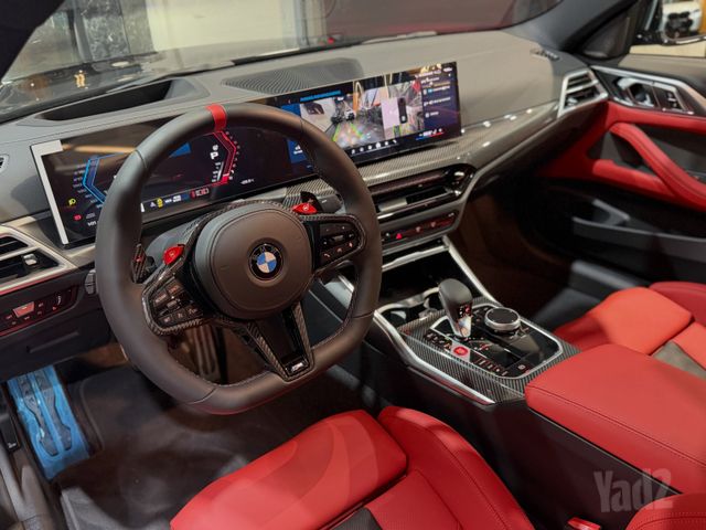 ב מ וו M4