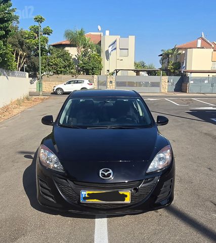 מודעת רכב מאזדה 3