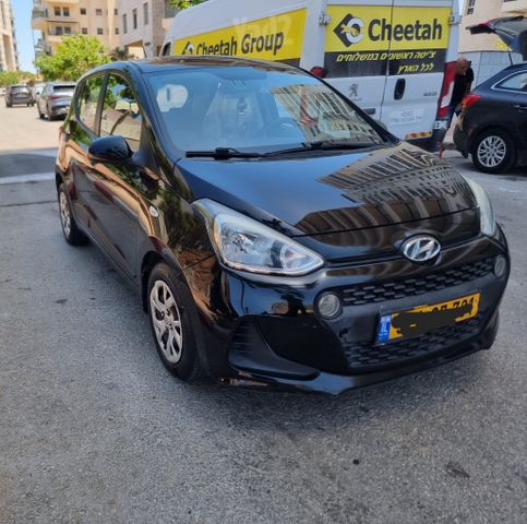 יונדאי i10
