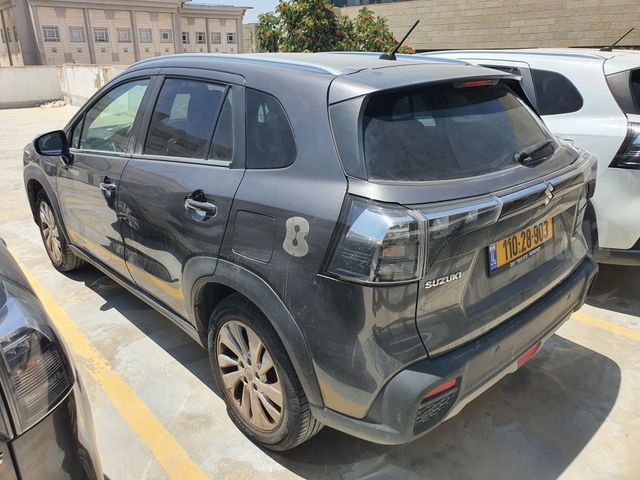 סוזוקי S-Cross