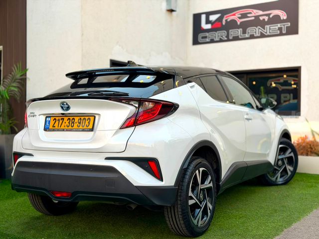 טויוטה C-HR