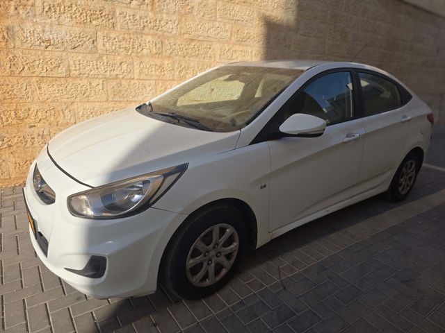 מודעת רכב יונדאי אקסנט i25