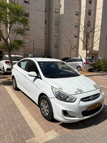 יונדאי אקסנט i25