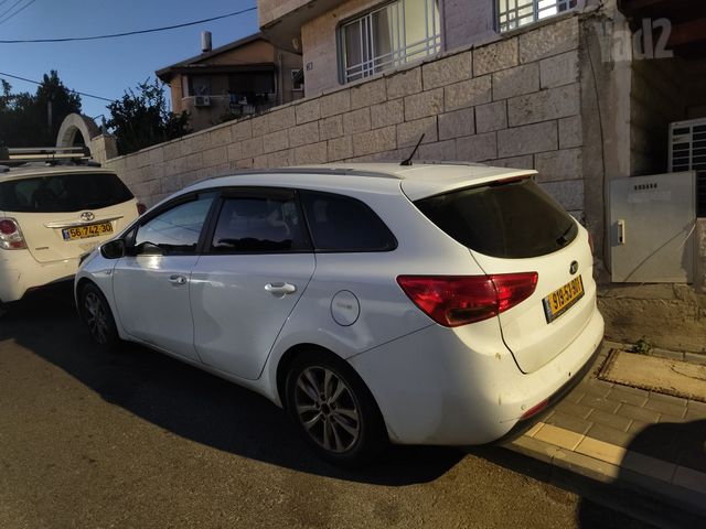 מודעת רכב קיה סיד