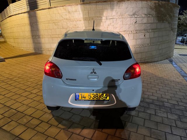 מיצובישי ספייס סטאר