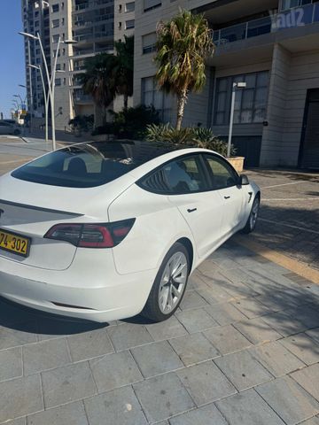 טסלה מודל 3