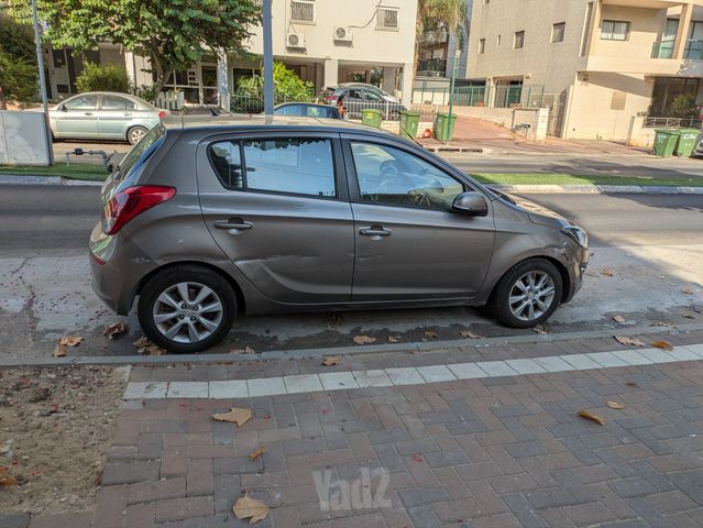 יונדאי i20