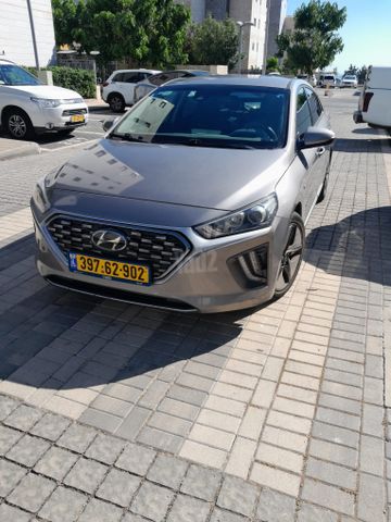 יונדאי איוניק