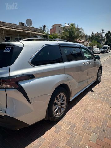 טויוטה סיינה