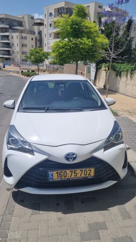 מודעת רכב טויוטה יאריס