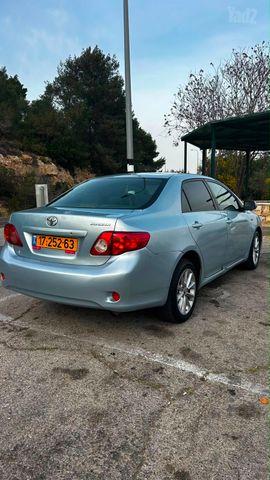 טויוטה קורולה