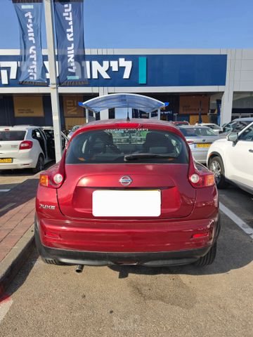 ניסאן ג'וק