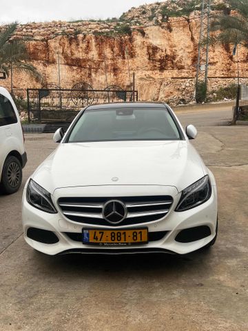 מודעת רכב מרצדס-בנץ C-class