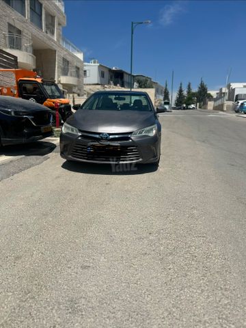 מודעת רכב טויוטה קאמרי