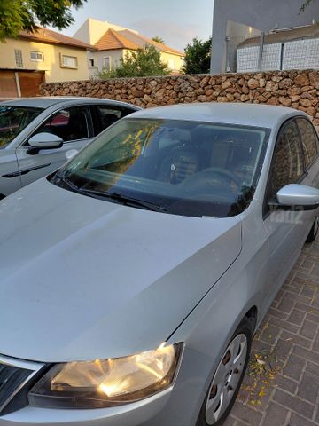 מודעת רכב סקודה ראפיד