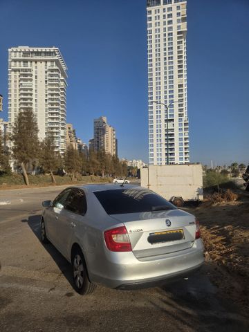 סקודה ראפיד