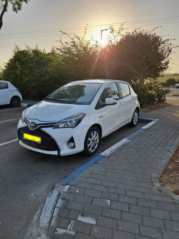 מודעת רכב טויוטה יאריס