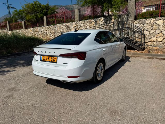 סקודה אוקטביה