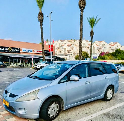 מודעת רכב מיצובישי גרנדיס