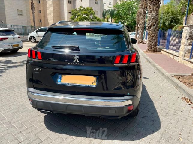 פיג'ו 3008