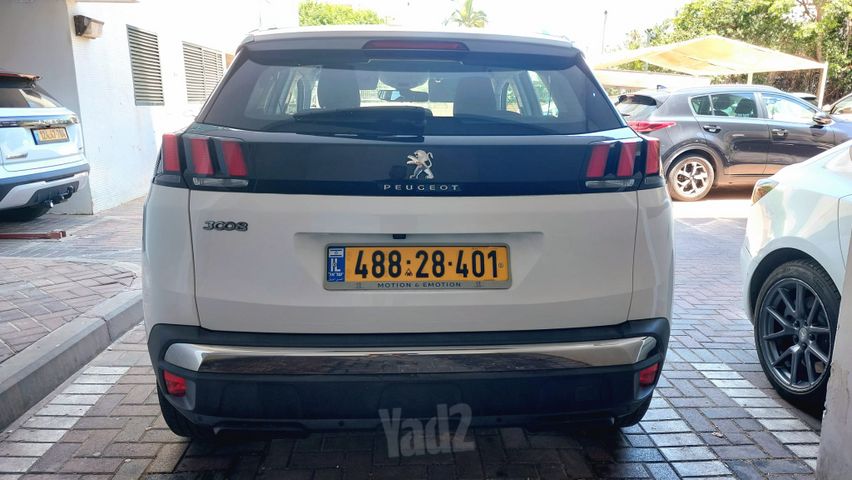 פיג'ו 3008