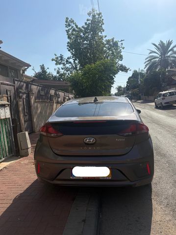 מודעת רכב יונדאי איוניק