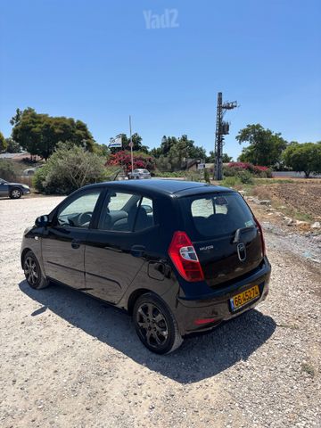 יונדאי i10