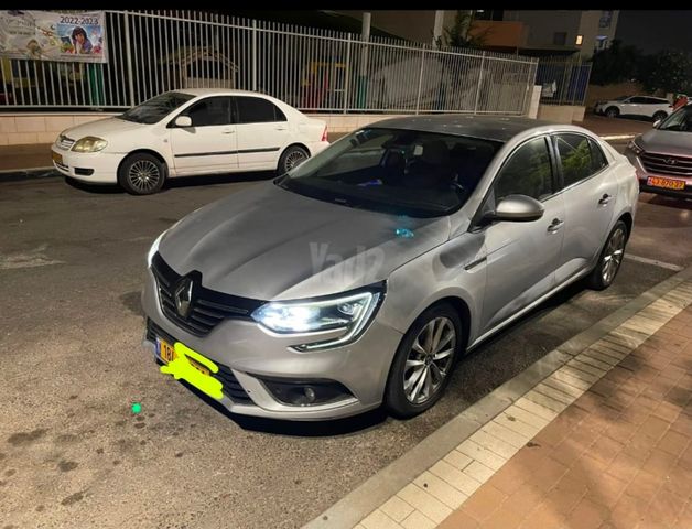 רנו מגאן