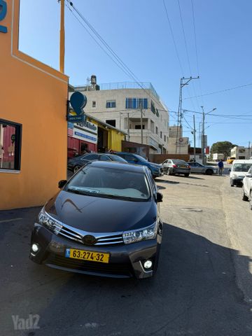 טויוטה קורולה