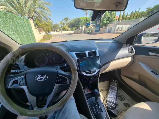 מודעת רכב יונדאי אקסנט i25