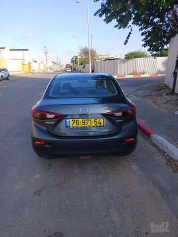 מאזדה 3