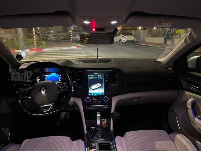 רנו מגאן