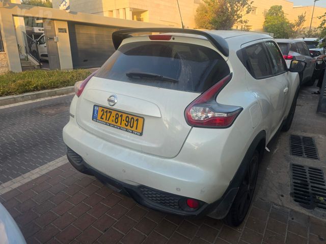 ניסאן ג'וק