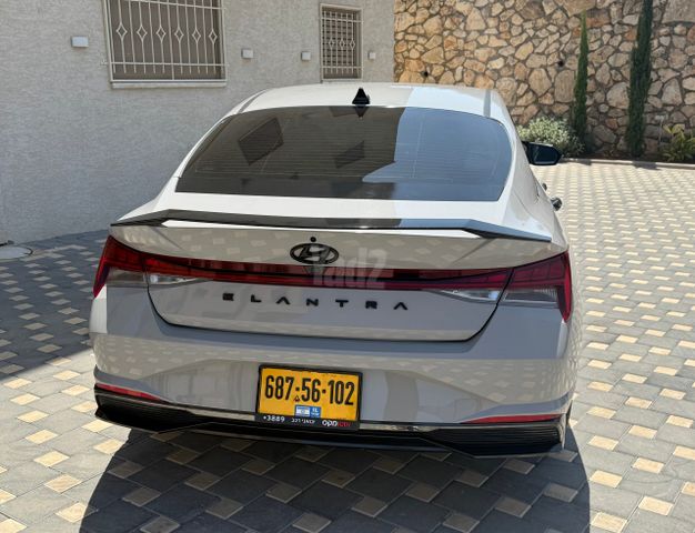 יונדאי אלנטרה