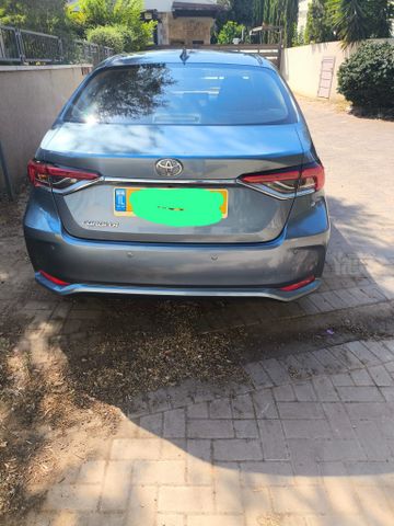 טויוטה קורולה