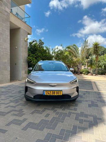 ג׳ילי Geometry C