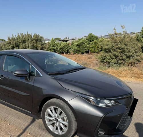 טויוטה קורולה