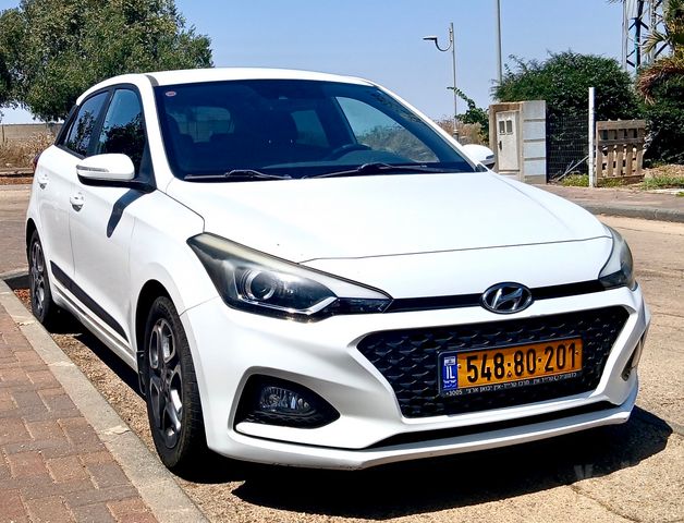 יונדאי i20
