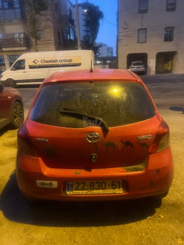 טויוטה יאריס