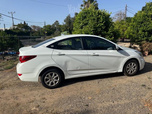 יונדאי אקסנט i25