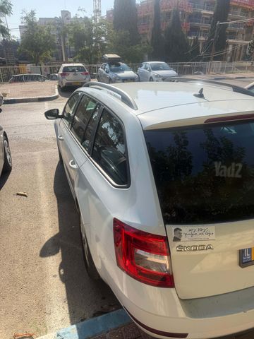 סקודה אוקטביה