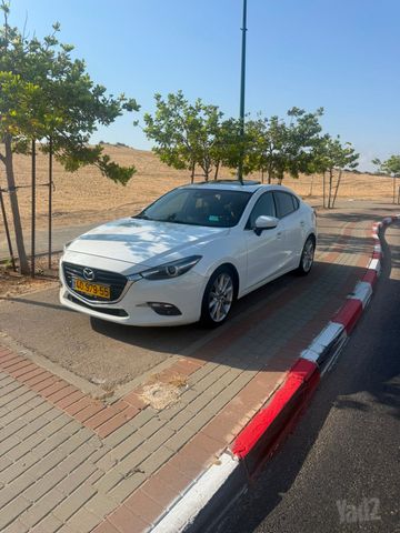 מאזדה 3