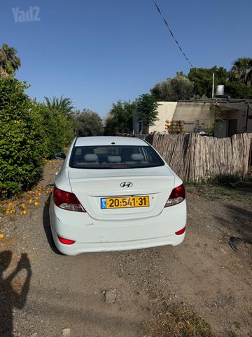 יונדאי אקסנט i25