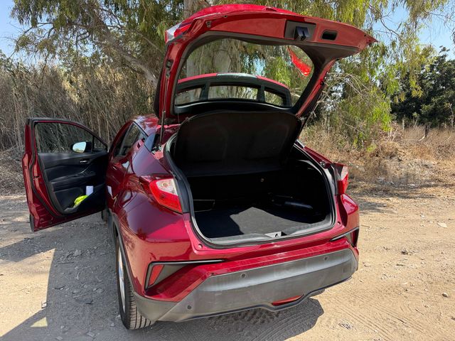 טויוטה C-HR