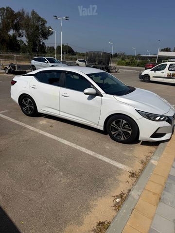 ניסאן סנטרה